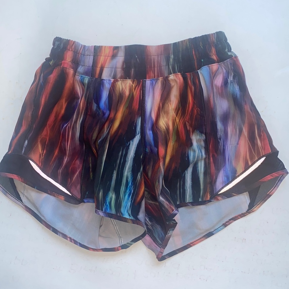 lululemon hotty hot shorts - chroma fusion, size 4 tall